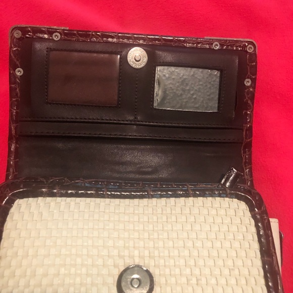 Purse - Picture 3 of 9